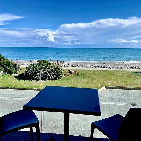 Beachfront Hotel Гокітіка Екстер'єр фото