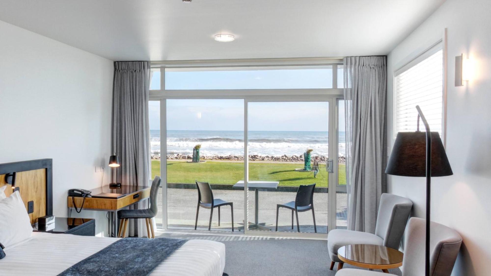 Beachfront Hotel Гокітіка Екстер'єр фото